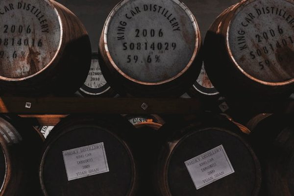 pexels-henry-&-co-1151243